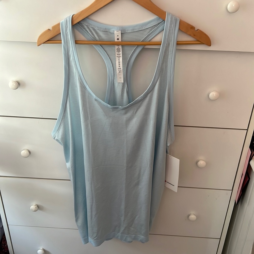 NWT SWIFTLY TECH TANK